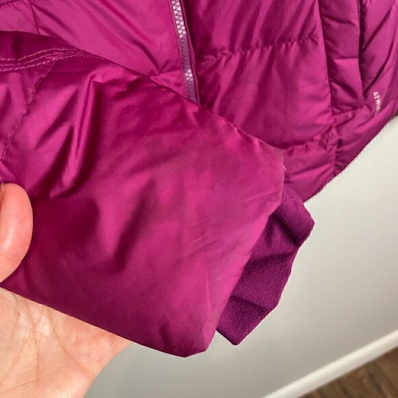 Athleta Downtown Puffer Jacket in Magenta Fuschia - Picture 4 of 9